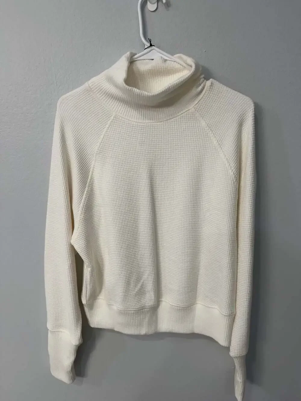 Alo Yoga Waffle Weekend Escape Mock Neck Long Sleeve